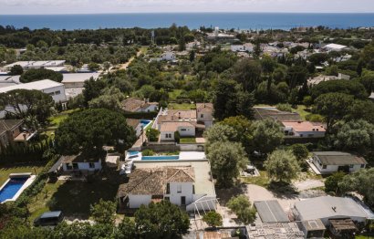 Resale - House - Detached Villa - Marbella - Marbella Centro