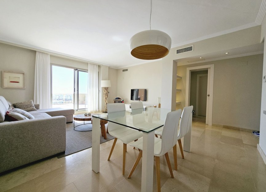 Resale - Apartment - Penthouse - Estepona - Selwo