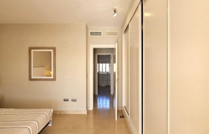 Resale - Apartment - Penthouse - Estepona - Selwo