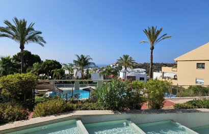 Resale - Apartment - Penthouse - Estepona - Selwo