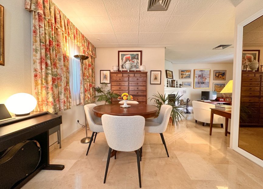 Reventa - Apartment - Middle Floor Apartment - Marbella - Nueva Andalucia