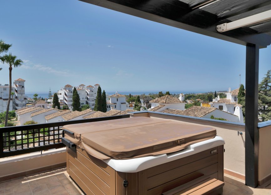 Resale - Apartment - Penthouse - Marbella - Nueva Andalucia