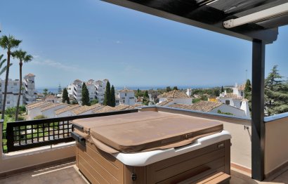 Resale - Apartment - Penthouse - Marbella - Nueva Andalucia