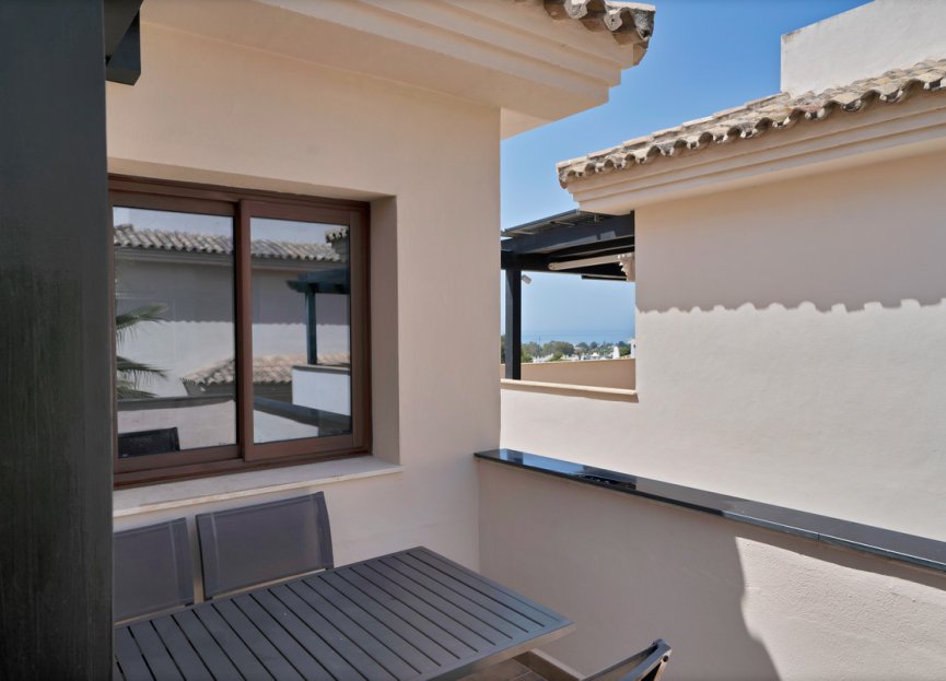 Resale - Apartment - Penthouse - Marbella - Nueva Andalucia