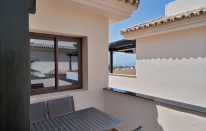 Resale - Apartment - Penthouse - Marbella - Nueva Andalucia