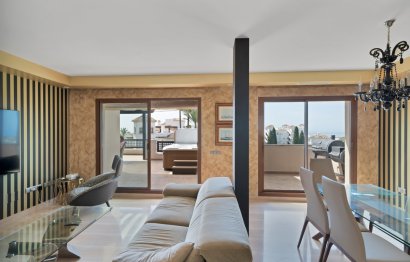 Resale - Apartment - Penthouse - Marbella - Nueva Andalucia