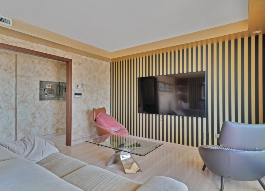 Resale - Apartment - Penthouse - Marbella - Nueva Andalucia