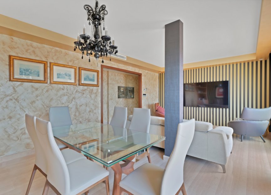 Resale - Apartment - Penthouse - Marbella - Nueva Andalucia