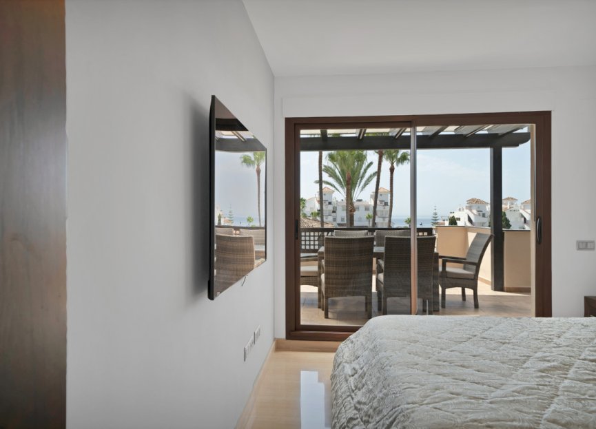 Resale - Apartment - Penthouse - Marbella - Nueva Andalucia