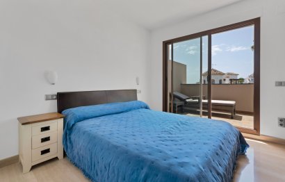 Resale - Apartment - Penthouse - Marbella - Nueva Andalucia