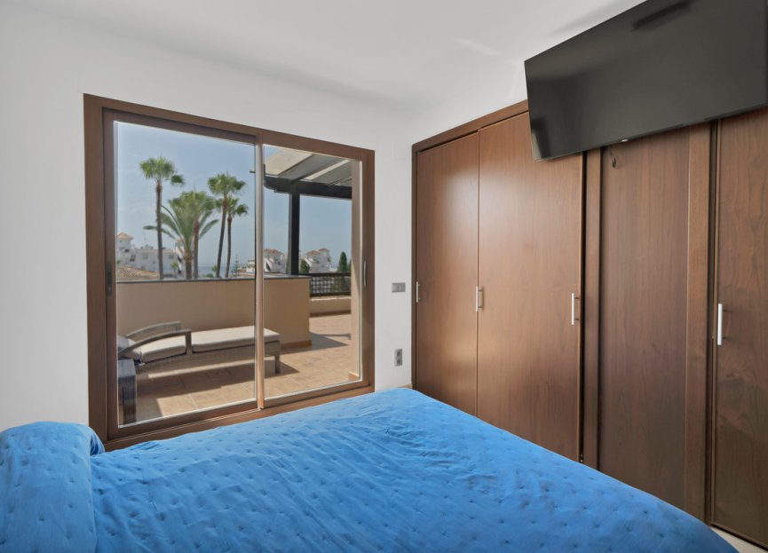 Resale - Apartment - Penthouse - Marbella - Nueva Andalucia