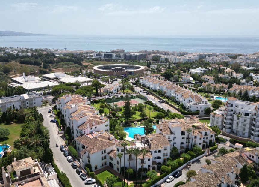 Resale - Apartment - Penthouse - Marbella - Nueva Andalucia