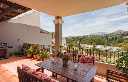 Resale - House - Detached Villa - Marbella - Nueva Andalucia