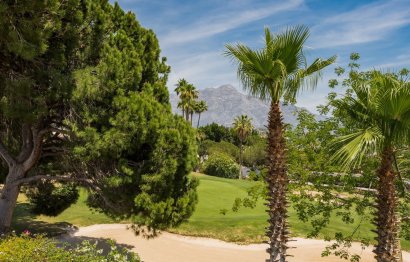 Resale - House - Detached Villa - Marbella - Nueva Andalucia