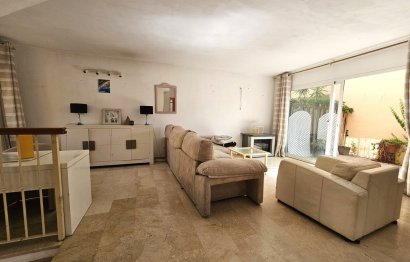 Resale - House - Semi-Detached House - Marbella - Nueva Andalucia