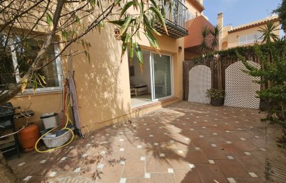 Resale - House - Semi-Detached House - Marbella - Nueva Andalucia