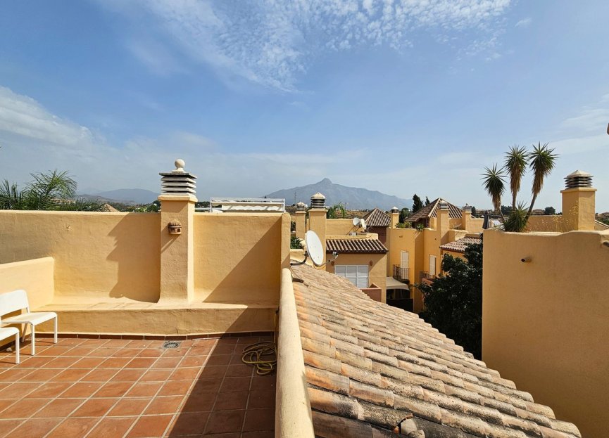 Resale - House - Semi-Detached House - Marbella - Nueva Andalucia