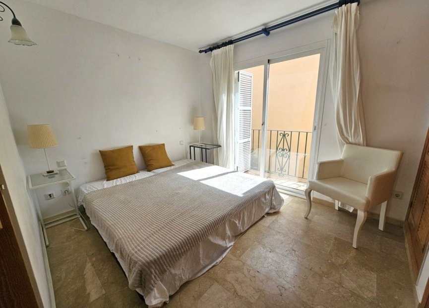 Resale - House - Semi-Detached House - Marbella - Nueva Andalucia