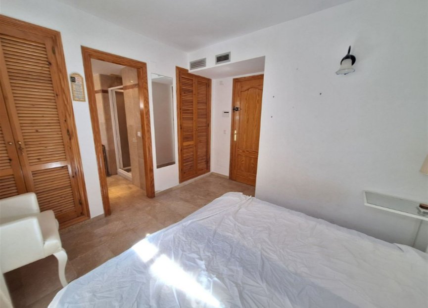 Resale - House - Semi-Detached House - Marbella - Nueva Andalucia