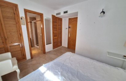 Resale - House - Semi-Detached House - Marbella - Nueva Andalucia