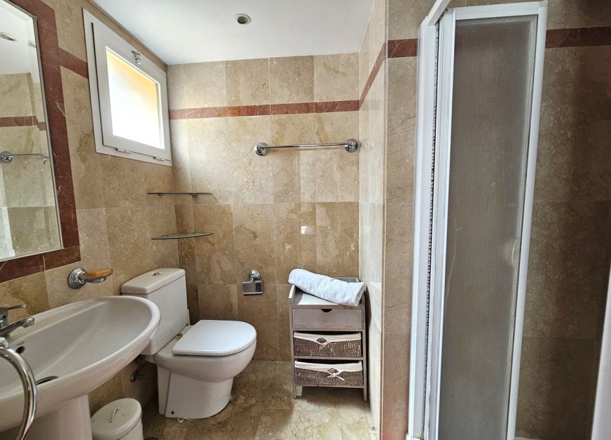 Resale - House - Semi-Detached House - Marbella - Nueva Andalucia