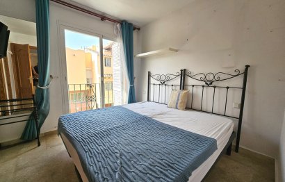 Resale - House - Semi-Detached House - Marbella - Nueva Andalucia