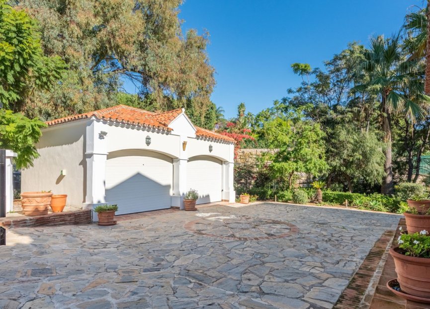 Resale - House - Detached Villa - Marbella - Nueva Andalucia