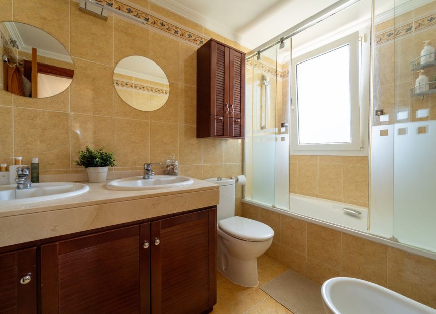 Resale - Apartment - Penthouse - Benalmádena - Torrequebrada