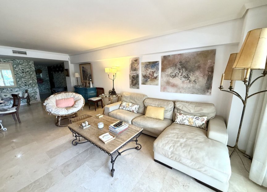 Resale - Ground floor apartment - Marbella - Guadalmina Baja