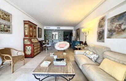 Resale - Ground floor apartment - Marbella - Guadalmina Baja