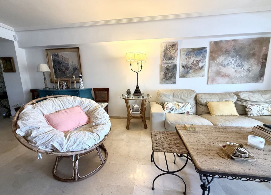 Resale - Ground floor apartment - Marbella - Guadalmina Baja