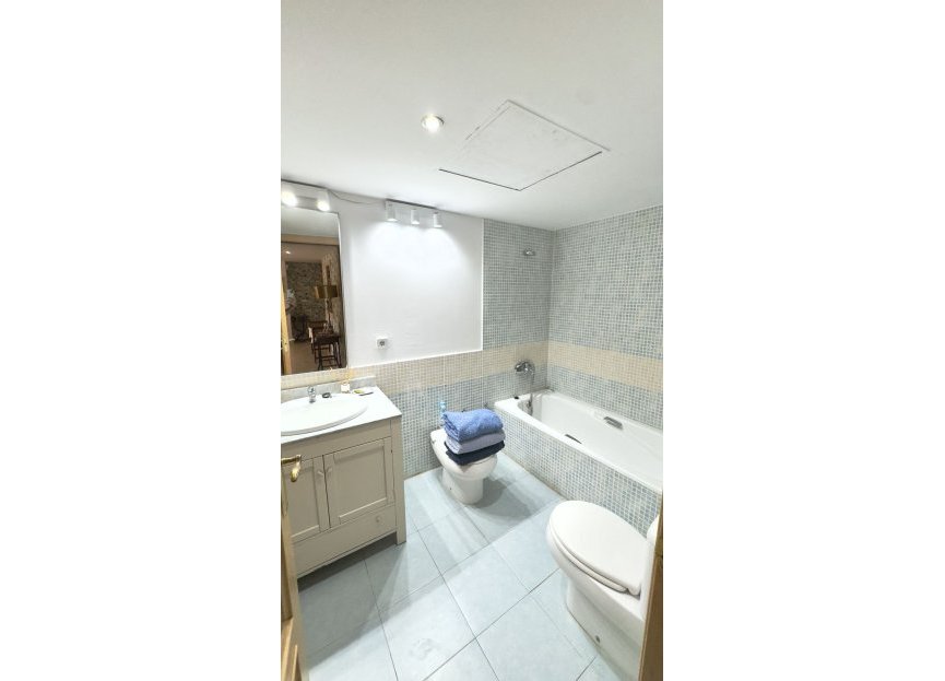 Resale - Ground floor apartment - Marbella - Guadalmina Baja