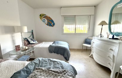 Resale - Ground floor apartment - Marbella - Guadalmina Baja