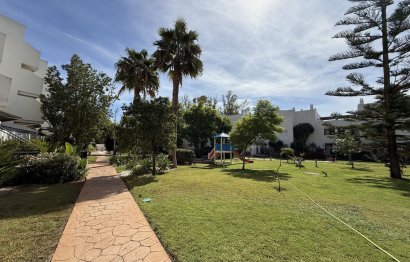 Resale - Ground floor apartment - Marbella - Guadalmina Baja