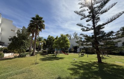 Resale - Ground floor apartment - Marbella - Guadalmina Baja