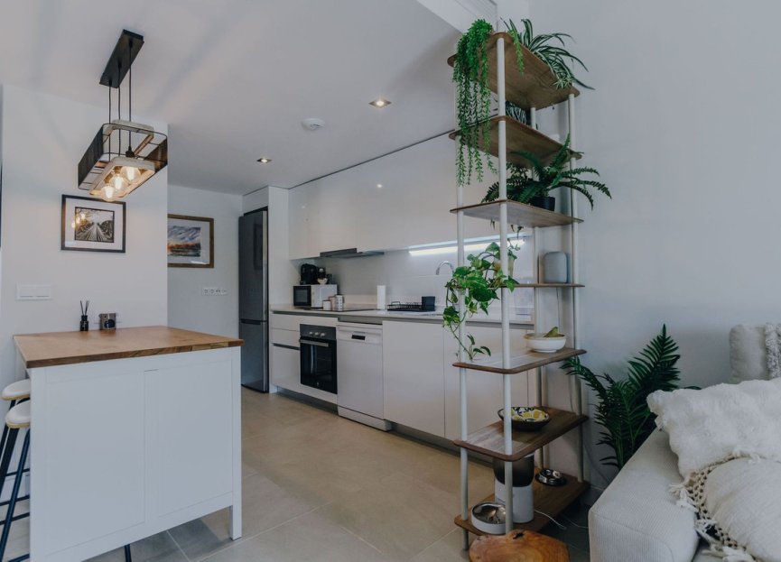 Resale - Ground floor apartment - Estepona - Selwo