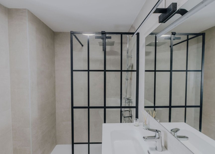 Resale - Ground floor apartment - Estepona - Selwo