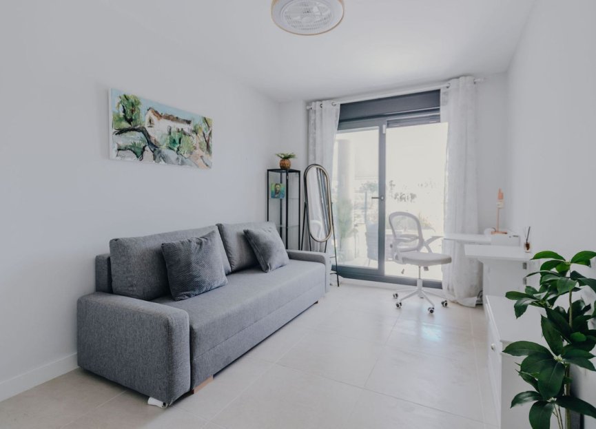 Resale - Ground floor apartment - Estepona - Selwo