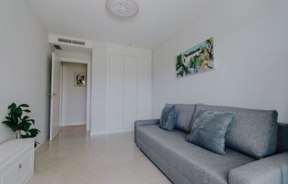 Resale - Ground floor apartment - Estepona - Selwo