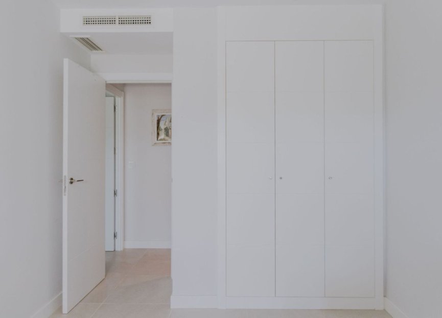 Resale - Ground floor apartment - Estepona - Selwo