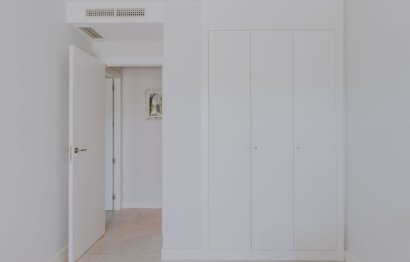 Resale - Ground floor apartment - Estepona - Selwo