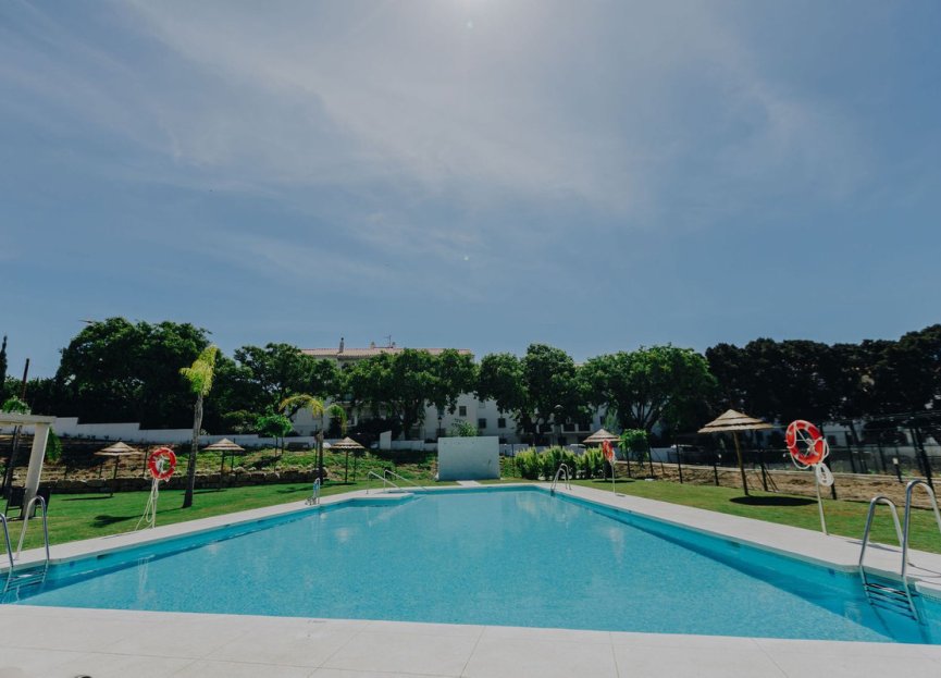 Resale - Ground floor apartment - Estepona - Selwo