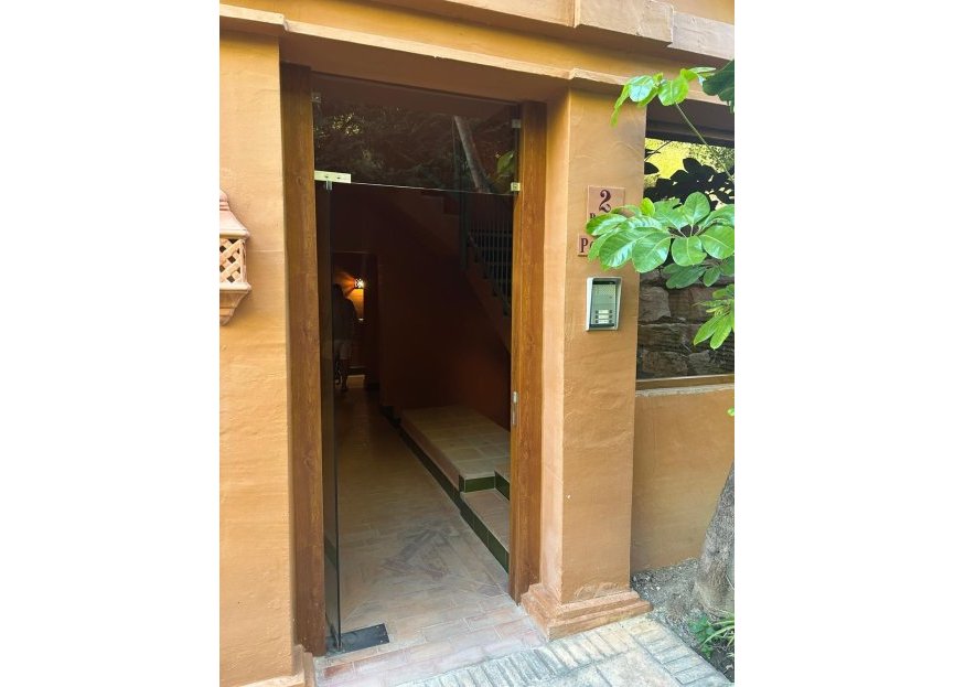 Resale - Ground floor apartment - Benahavís - Benahavís Centro