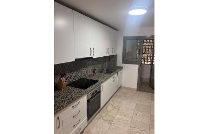 Resale - Ground floor apartment - Benahavís - Benahavís Centro