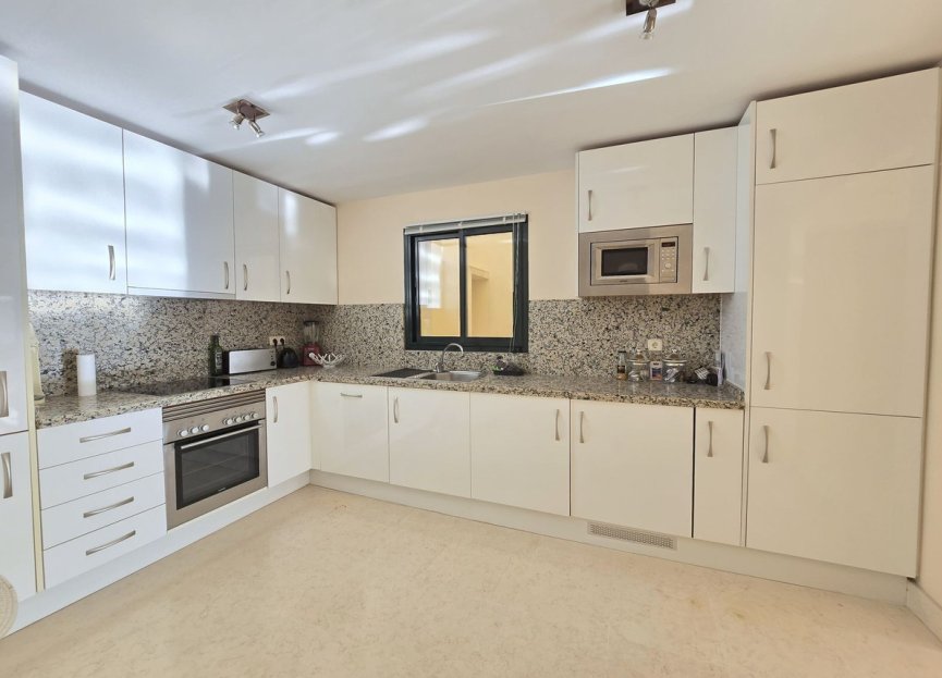 Resale - Ground floor apartment - Benahavís - Benahavís Centro