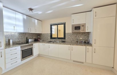 Resale - Ground floor apartment - Benahavís - Benahavís Centro