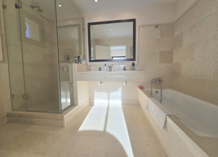 Resale - Ground floor apartment - Benahavís - Benahavís Centro