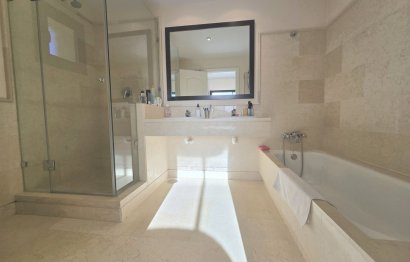 Resale - Ground floor apartment - Benahavís - Benahavís Centro