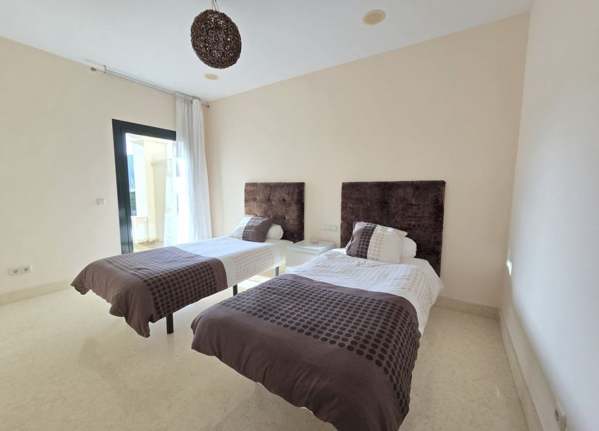 Resale - Ground floor apartment - Benahavís - Benahavís Centro