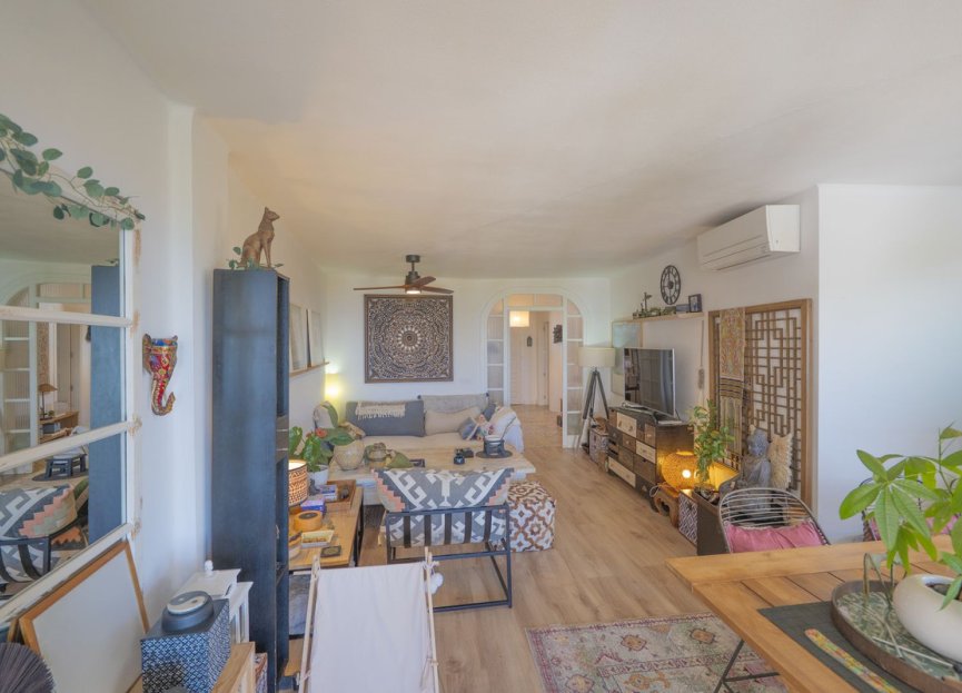 Resale - Apartment - Middle Floor Apartment - Marbella - Altos de los Monteros